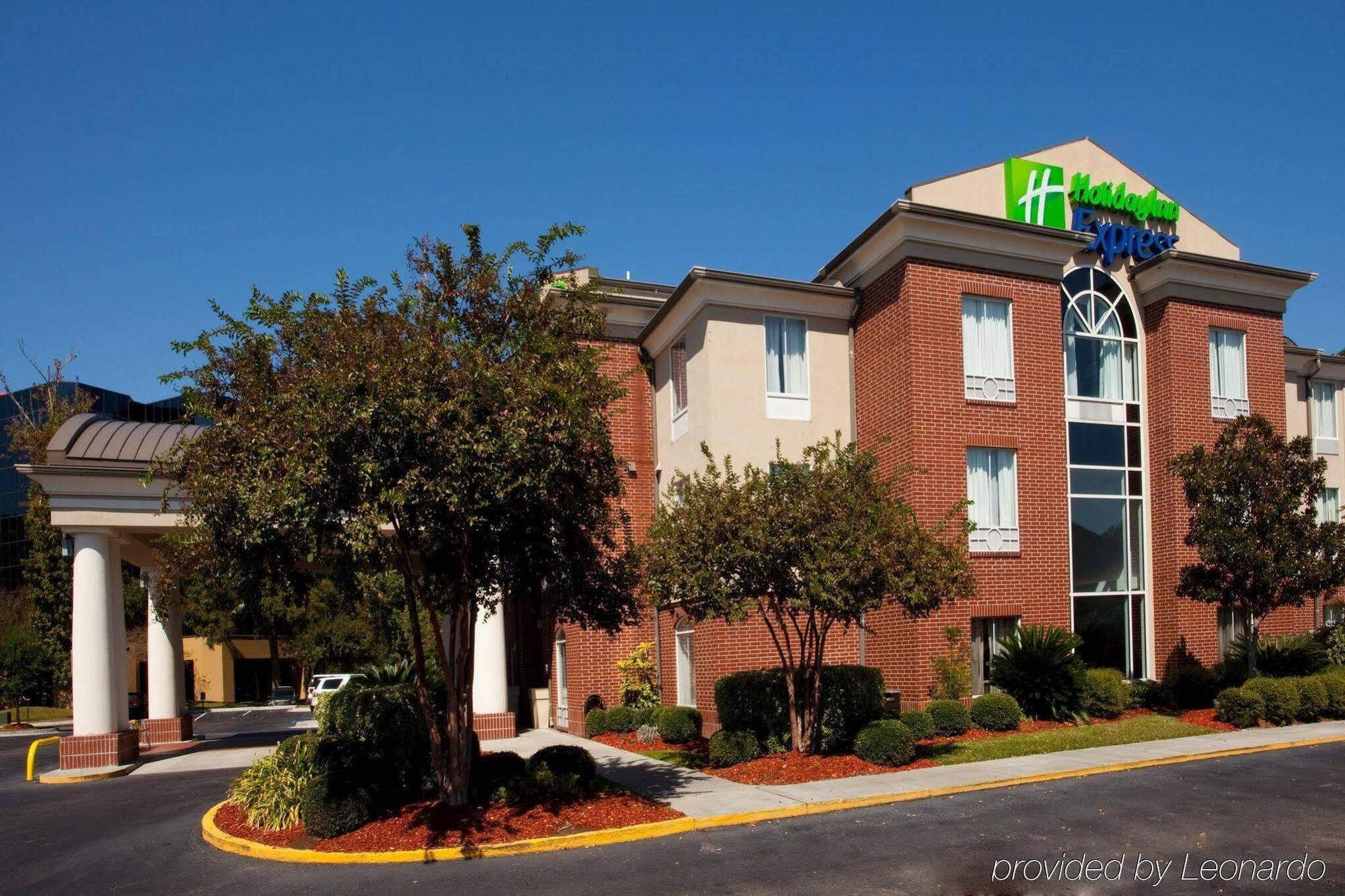 Holiday Inn Express Hotel & Suites Lafayette, An Ihg Hotel Exterior photo